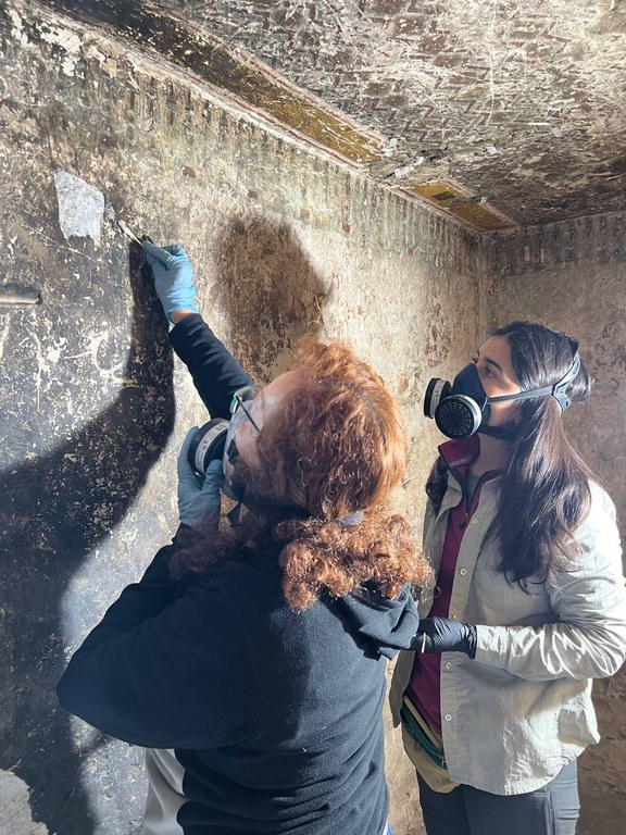 Equipo Conservación. Limpieza sobre PA1.jpeg