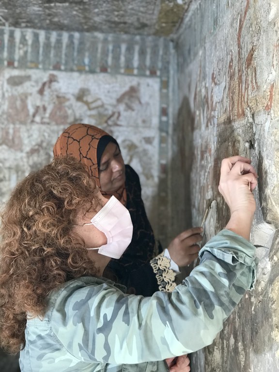 Equipo Conservación. Limpieza sobre PA4.jpg